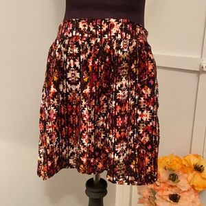 Wet Seal Red and Black Pattern Mini Skirt